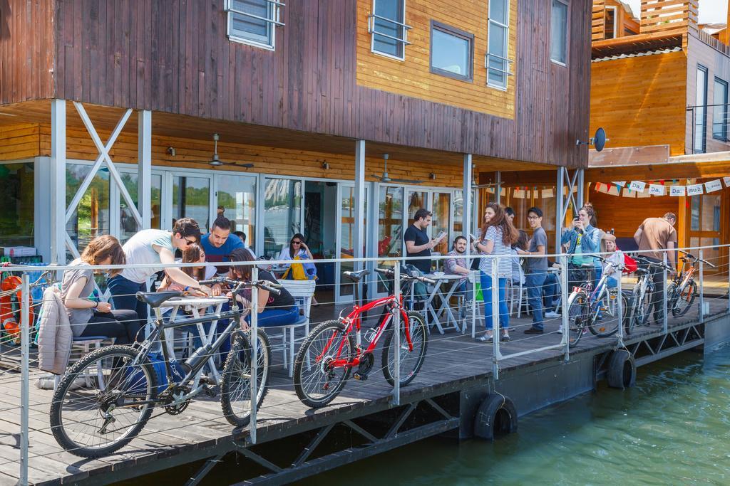 Arkabarka 2- Floating Dream Rooms And Apartments Belgrado Esterno foto