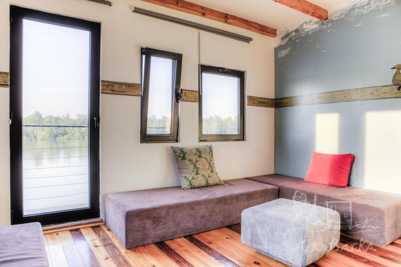 Arkabarka 2- Floating Dream Rooms And Apartments Belgrado Esterno foto